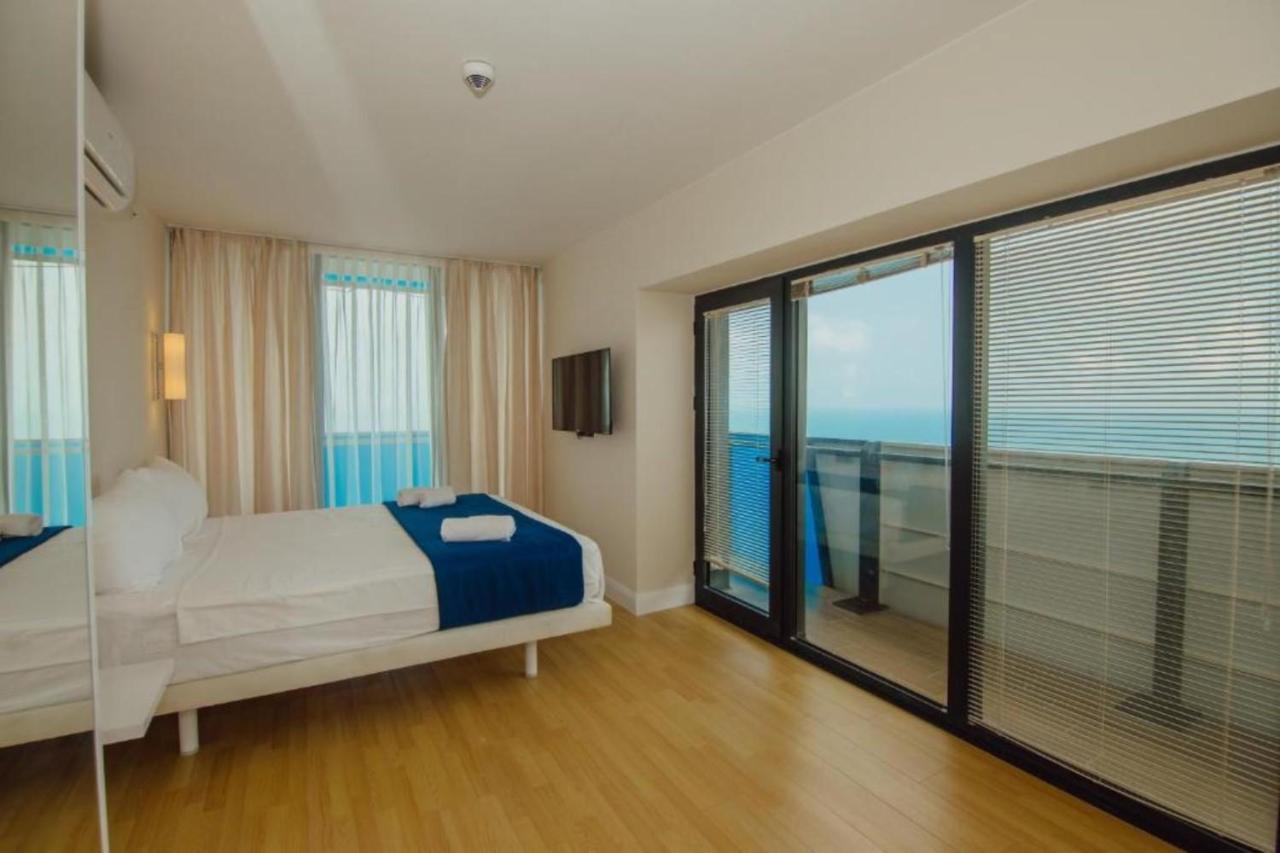 Superior Apartments Orbi City Sea View Batumi Exterior photo