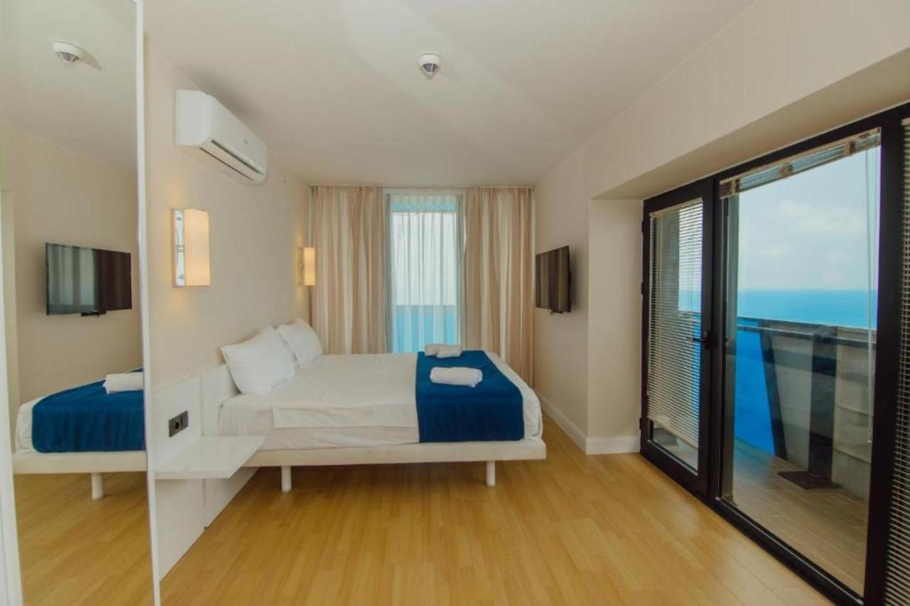 Superior Apartments Orbi City Sea View Batumi Exterior photo