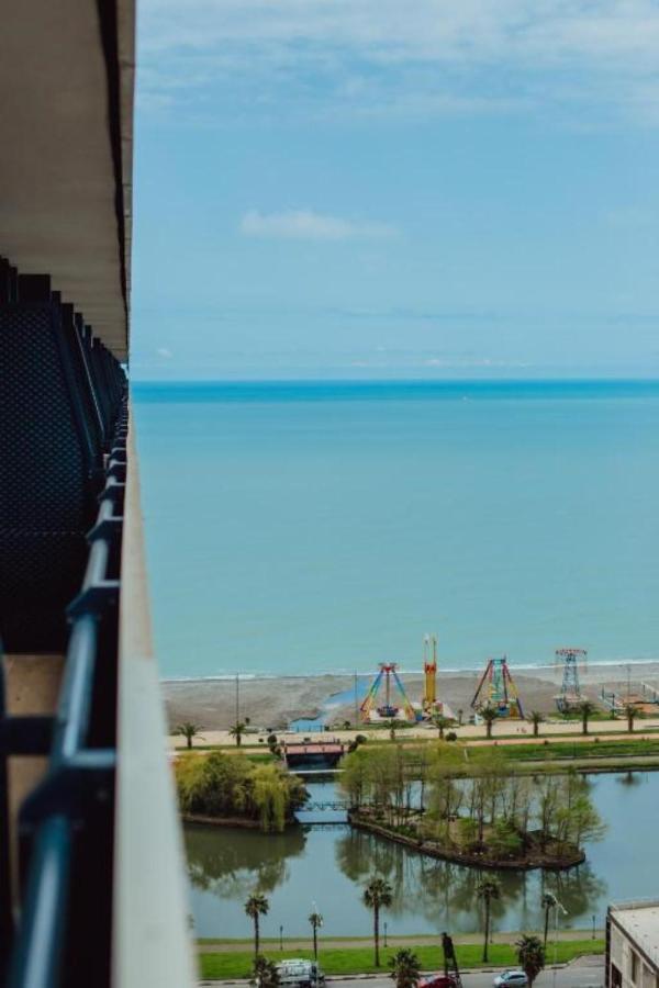 Superior Apartments Orbi City Sea View Batumi Exterior photo