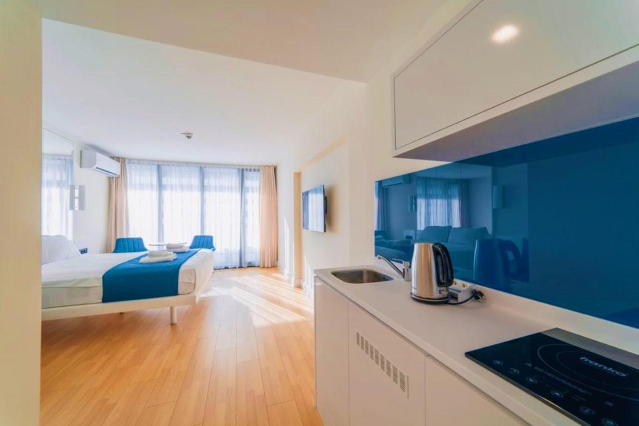 Superior Apartments Orbi City Sea View Batumi Exterior photo